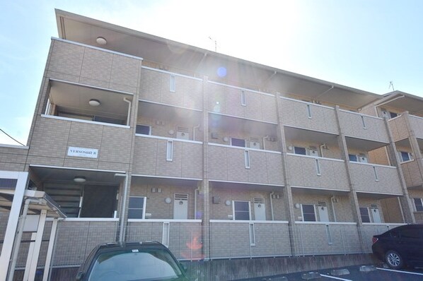 ベルソス高倉Bの物件内観写真